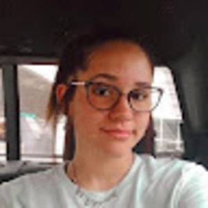 Meet your Posher, Kendra